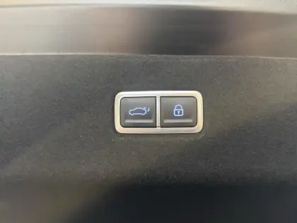 Photo 25 Hyundai Ioniq 6  77 kWh 229 ch