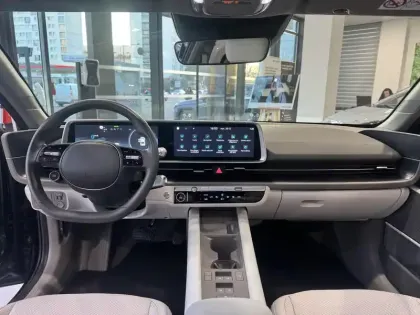 Photo 12 Hyundai Ioniq 6  77 kWh 229 ch