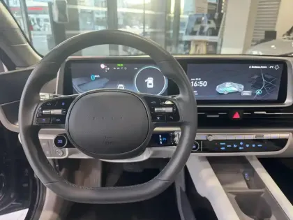 Photo 15 Hyundai Ioniq 6  77 kWh 229 ch