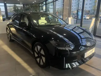 Photo 6 Hyundai Ioniq 6  77 kWh 229 ch