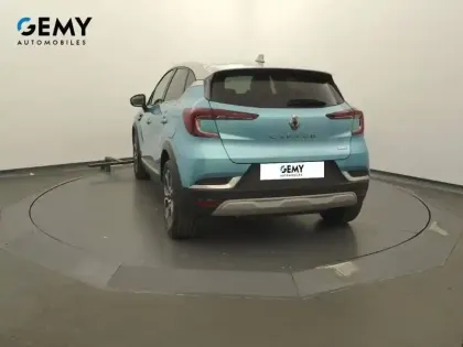 Photo 6 Renault Captur  E-Tech Plug-in 160