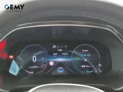 Photo 13 Renault Captur  E-Tech Plug-in 160