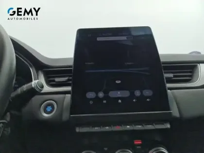 Photo 14 Renault Captur  E-Tech Plug-in 160