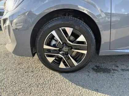 Photo 32 Peugeot 208  Electrique 50 kWh 136ch