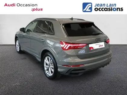 Photo 6 Audi Q3  35 TFSI 150 ch S tronic 7