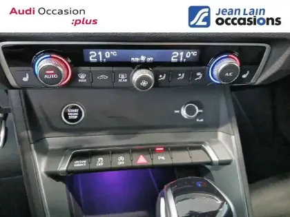 Photo 13 Audi Q3  35 TFSI 150 ch S tronic 7