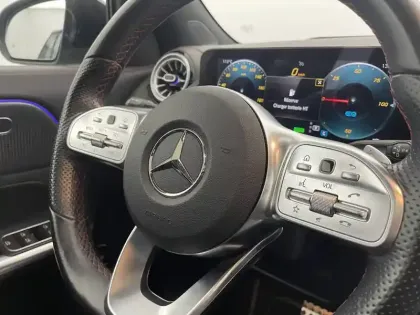 Photo 24 Mercedes EQA  250