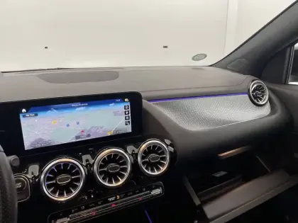 Photo 25 Mercedes EQA  250