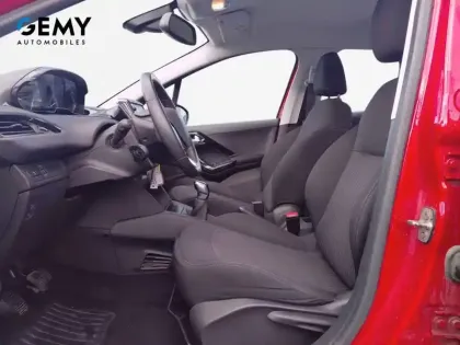 Photo 8 Peugeot 208  PureTech 82ch S&S BVM5