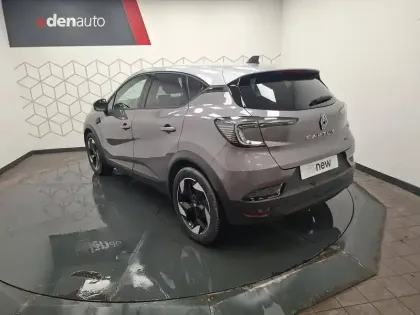 Photo 8 Renault Captur  E-Tech full hybrid 145 ch