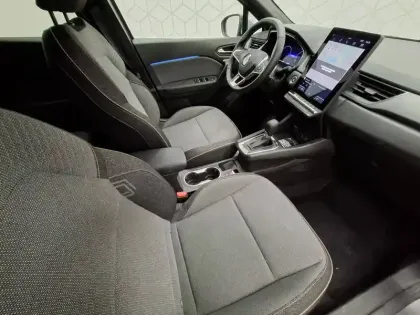 Photo 24 Renault Captur  E-Tech full hybrid 145 ch