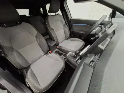 Photo 25 Renault Captur  E-Tech full hybrid 145 ch