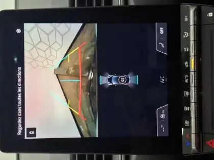 Photo 36 Renault Captur  E-Tech full hybrid 145 ch