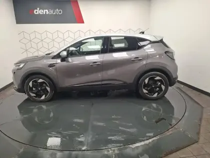 Photo 10 Renault Captur  E-Tech full hybrid 145 ch