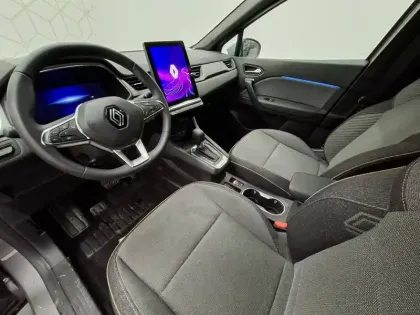 Photo 29 Renault Captur  E-Tech full hybrid 145 ch