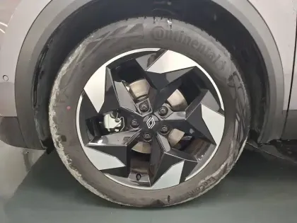 Photo 15 Renault Captur  E-Tech full hybrid 145 ch