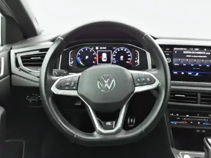 Photo 37 Volkswagen Taigo  1.5 TSI 150 DSG7