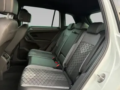 Photo 10 Volkswagen Tiguan  2.0 TDI 150ch DSG7