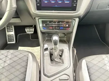 Photo 9 Volkswagen Tiguan  2.0 TDI 150ch DSG7