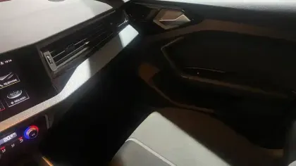 Photo 14 Audi A1  Sportback 30 TFSI 110 ch BVM6