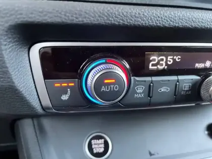 Photo 35 Audi Q3  Sportback 35 TFSI 150 ch S tronic 7