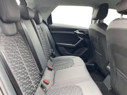 Photo 9 Audi A1  Sportback 30 TFSI 116 ch S tronic 7