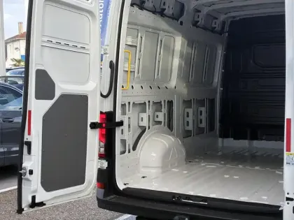 Photo 11 Volkswagen Crafter  VAN 35 L3H3 2.0 TDI 140 CH