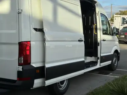 Photo 16 Volkswagen Crafter  VAN 35 L3H3 2.0 TDI 140 CH