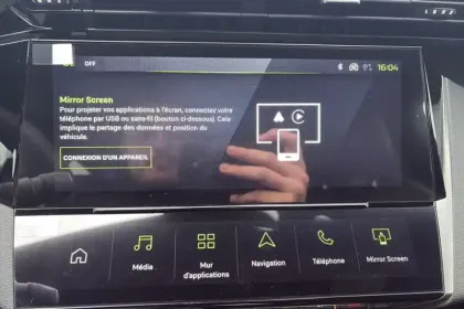 Photo 21 Peugeot 308  Hybrid 145 e-DCS6