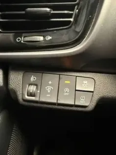 Photo 28 Kia Stonic  1.0 T-GDi 120 ch MHEV iBVM6