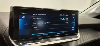 Photo 30 Peugeot 208  Electrique 50 kWh 136ch