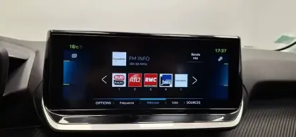 Photo 28 Peugeot 208  Electrique 50 kWh 136ch