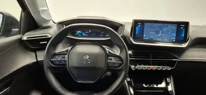 Photo 23 Peugeot 208  Electrique 50 kWh 136ch