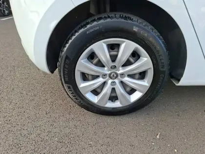 Photo 10 Renault Clio  SOCIETE BLUE DCI 85