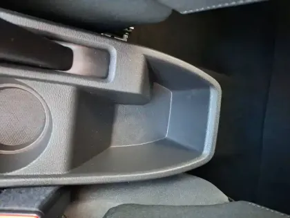 Photo 34 Renault Clio  SOCIETE BLUE DCI 85