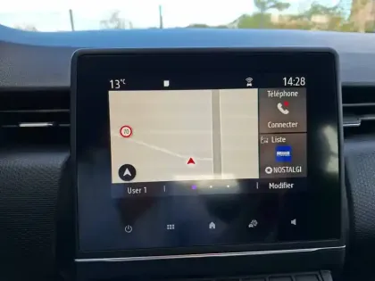 Photo 37 Renault Clio  SOCIETE BLUE DCI 85