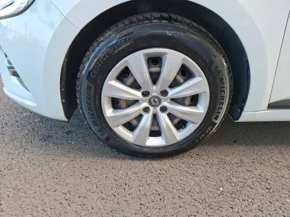 Photo 8 Renault Clio  SOCIETE BLUE DCI 85