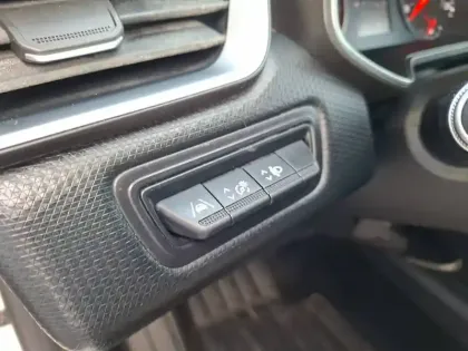 Photo 22 Renault Clio  SOCIETE BLUE DCI 85