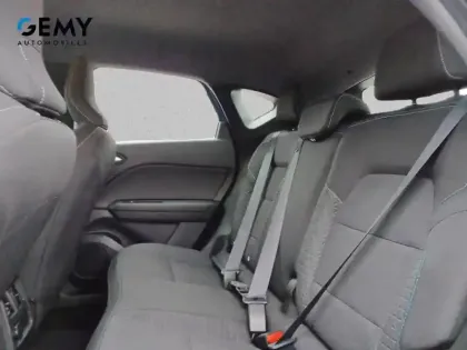 Photo 9 Renault Captur  E-Tech full hybrid 145 ch