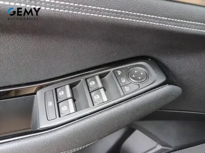 Photo 10 Renault Austral  E-Tech full hybrid 200 GSR2