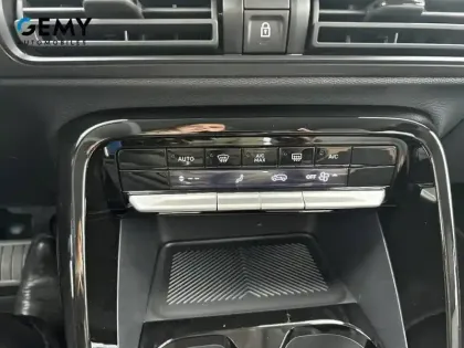 Photo 13 Citroën C3 Aircross e- 113 autonomie confort