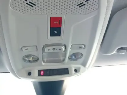 Photo 17 Peugeot 208  Electrique 50 kWh 136ch