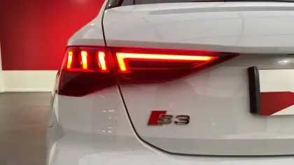 Photo 57 Audi A3 S3 Sportback TFSI 310 S tronic 7 Quattro