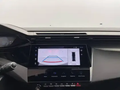 Photo 24 Peugeot 408  Hybrid 145 e-DCS6