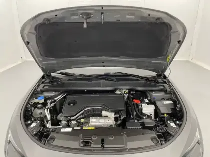 Photo 88 Peugeot 408  Hybrid 145 e-DCS6