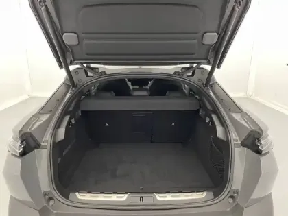 Photo 80 Peugeot 408  Hybrid 145 e-DCS6