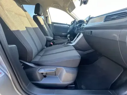 Photo 20 Volkswagen T-roc  1.0 TSI 116 Start/Stop BVM6