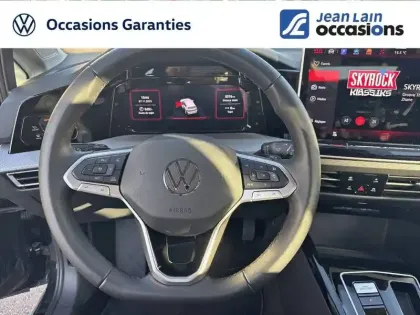 Photo 17 Volkswagen Golf  1.5 eHybrid 204 DSG6