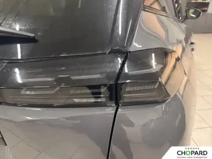 Photo 23 Peugeot 2008  Electrique 54 kWh 156 ch