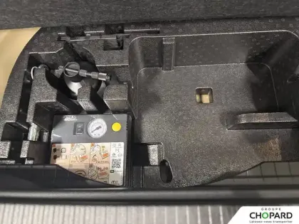 Photo 18 Peugeot 2008  Electrique 54 kWh 156 ch